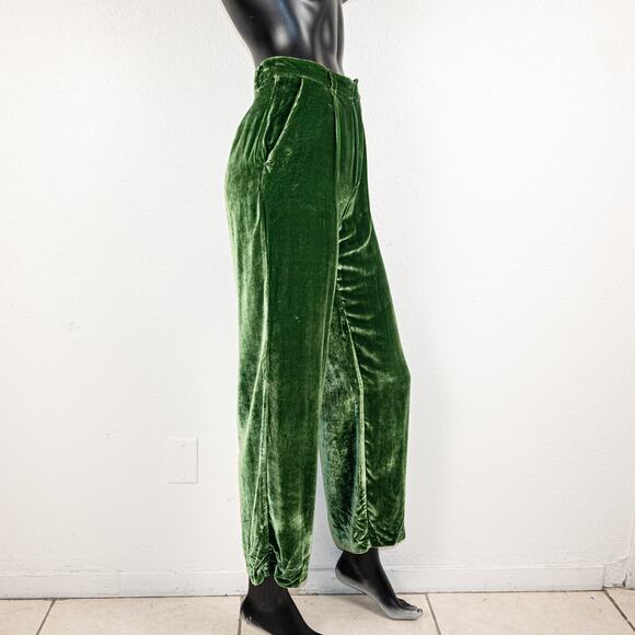 Reformation Wes Velvet Wide-Leg Pants in Green size 0 Petite - Picture 10 of 11